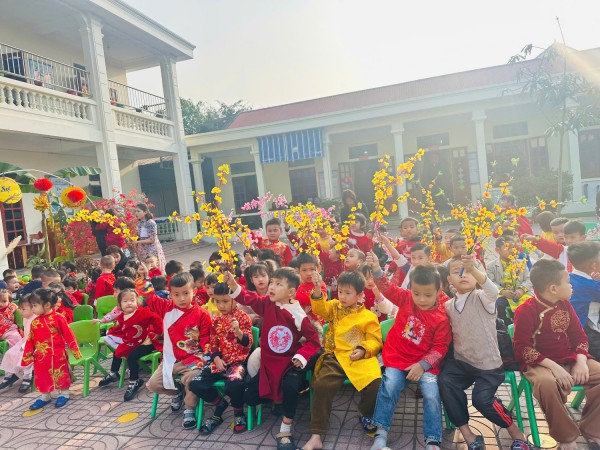 hoạt động trẻ