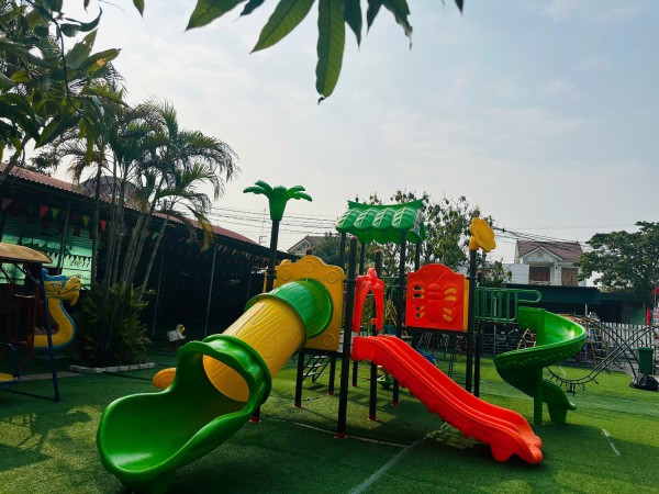 đồ chơi ngoài trời